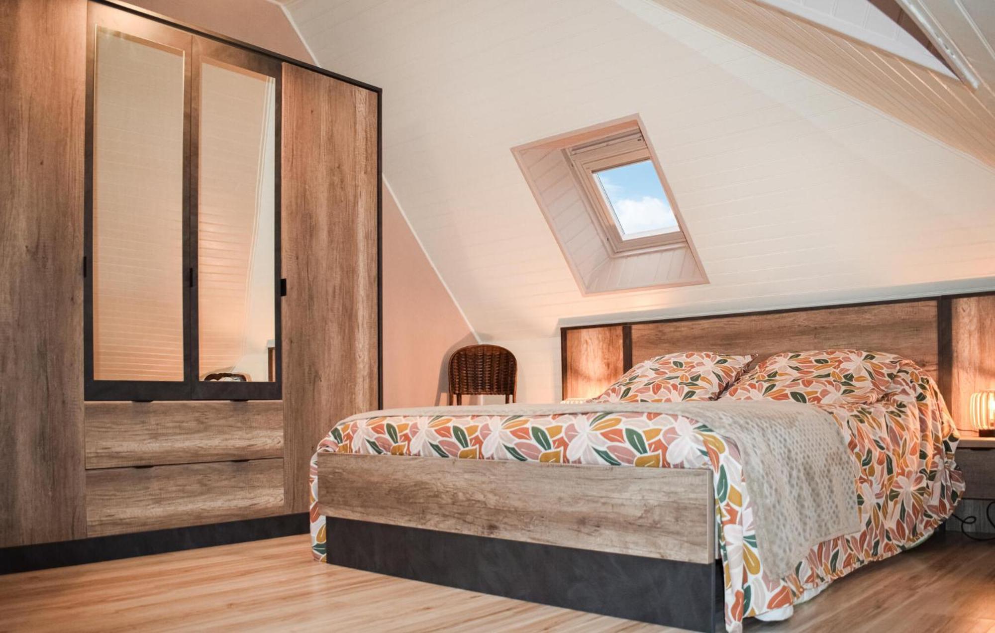 3 Bedroom Awesome Home In Lézardrieux Eksteriør bilde